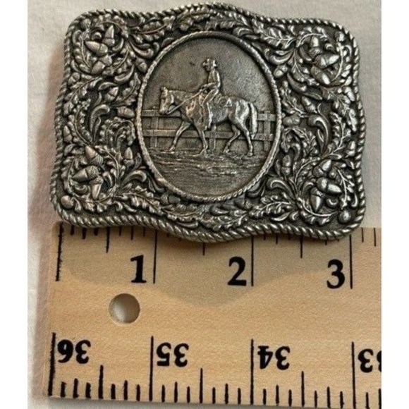 LTD Western Prod. Co. 1974 Metal Cowboy Belt Buckle - Picture 6 of 6